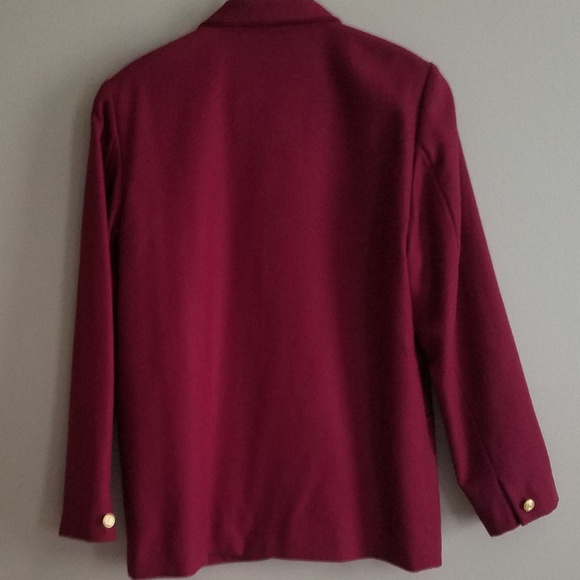 Classic Pendleton Red 3 Button Blazer - Size 8-10 - Picture 2 of 6